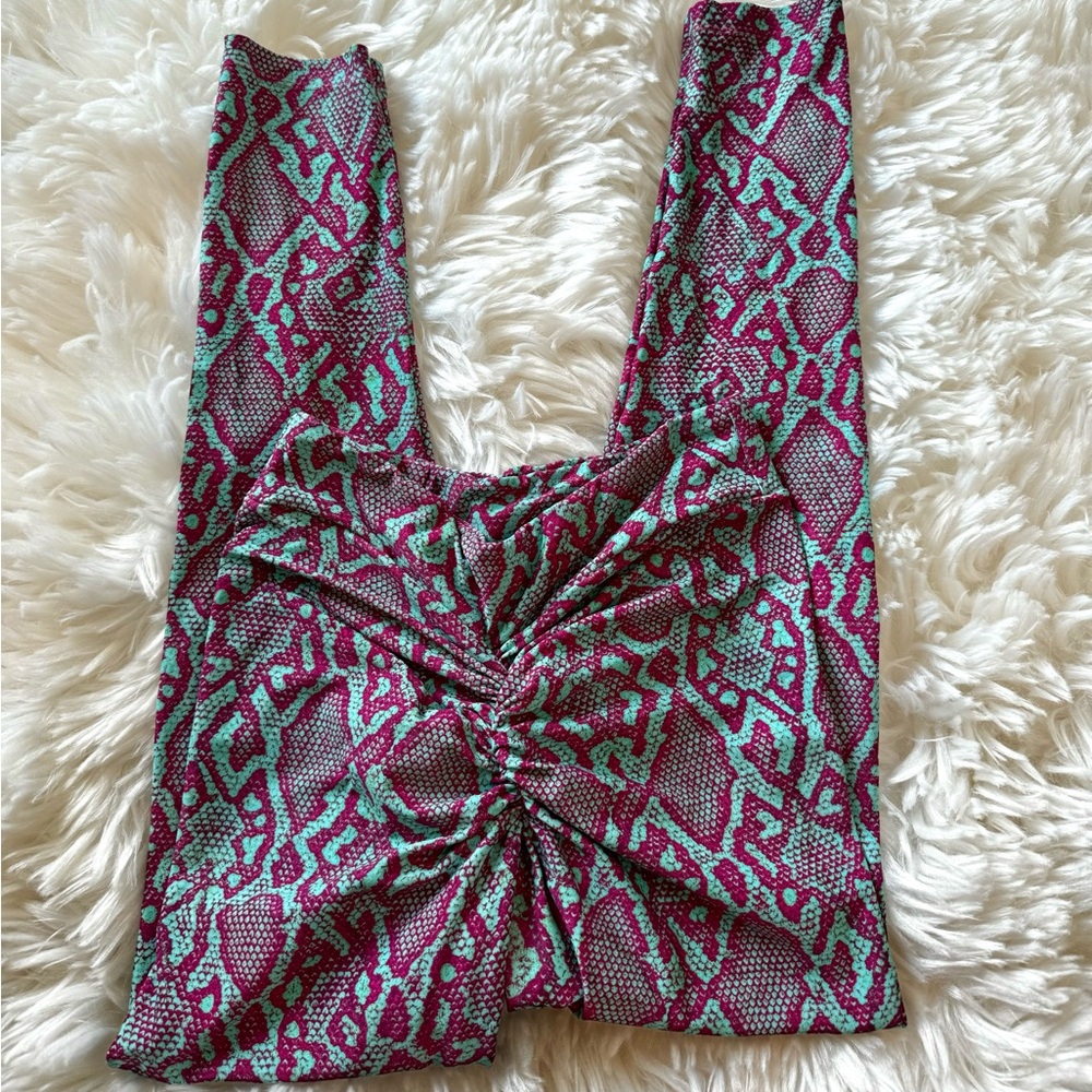 LiCiFit- Viper Print Leggings